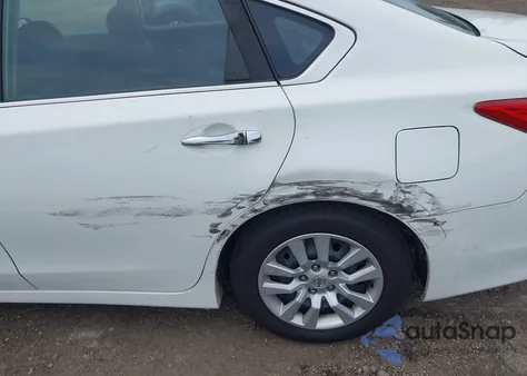 2016 Nissan Altima 2.5/2.5 S/2.5 Sl/2.5 Sr/2.5 Sv z USA, uszkodzony, nr VIN 1N4AL3AP1GC188311